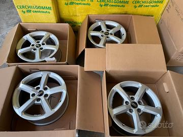 4 CERCHI AUDI Q2 16'' USATI ORIGINALI
