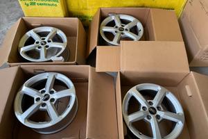 4 CERCHI AUDI Q2 16'' USATI ORIGINALI