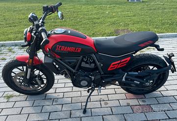 Ducati scrambler full throttle Vendita in Moto e scooter