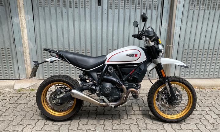 Ducati Scambler Desert Sled 2018 white mirage