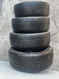 4 Pneumatici Hankook Invernali R18