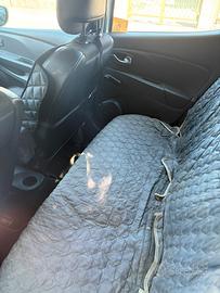 Renault clio duel