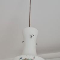 lampadario in vetro con disegno orientale