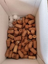 93 Tappi, 87 Tappi in Sughero + 6 Tappi in Plastic