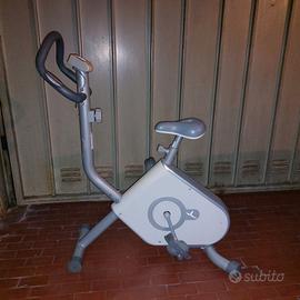 Cyclette Domyos FC 100 – Compatta e funzionante – 