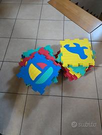 set tappetini mat in schiuma 24pz