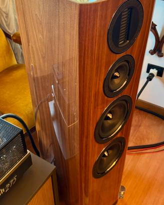 Casse acustiche Wharefedale Aura 4