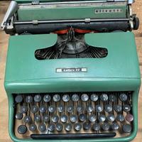 Olivatti Lettera 22 anni 60