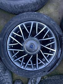 Serie cerchi in lega lancia y nuova