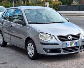 Volkswagen Polo 1.2/60CV 5p. Trendline NEOPATENTAT