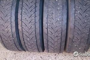 4 gomme usate autocarro 315 80 22.5 good year