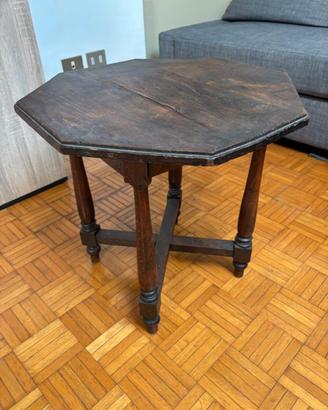Tavolino in legno massello - forma ottagonale