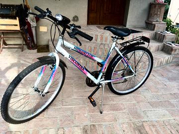 Bicicletta per ragazzi/e mountain bike