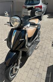 Piaggio Beverly 300 tourer