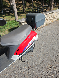Honda vision 50 cc met-in