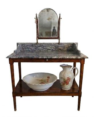 Toilette Antica d'Epoca con Piano in Marmo