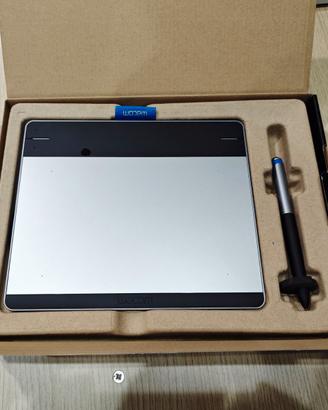 Wacom Intuos Pen & Touch Small Modello CTH-480