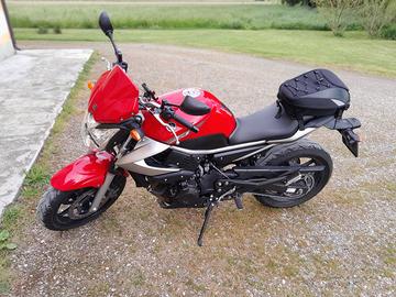 Yamaha xj6