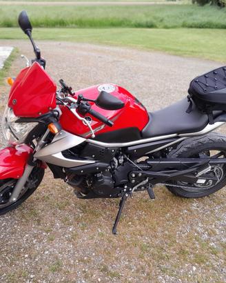 Yamaha xj6
