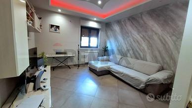 Appartamento ristrutturato + terrazzo Aci Catena