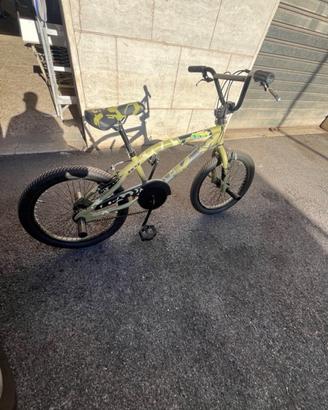 BMX VERDE CASADEI