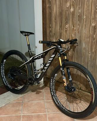 Canyon lux