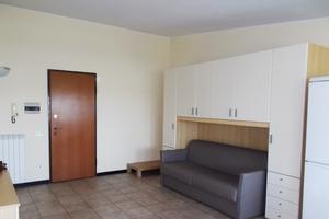 MONOLOCALE più servizi termo autonomo