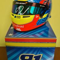 Casco replica  Oscar  Piastri  1:2 Autografato 