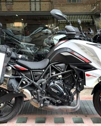 BENELLI TRK 702 abs E5