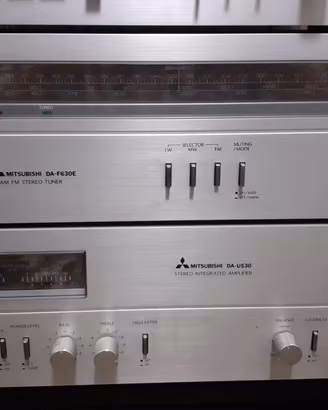 Stereo Mitsubishi
