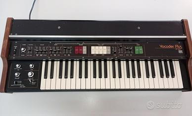 Roland Vocoder Plus VP-330