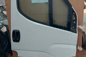 portiera anteriore destra iveco daily 2022