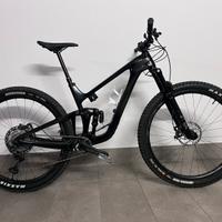 Giant Trance Advanced Pro 29 1 MTB trail