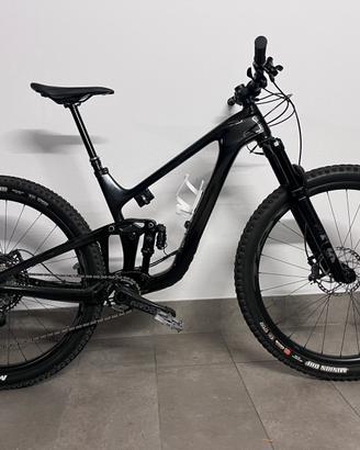 Giant Trance Advanced Pro 29 1 MTB trail