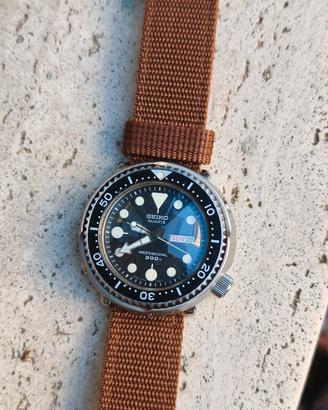 seiko tuna 7549 vintage Diver 300m