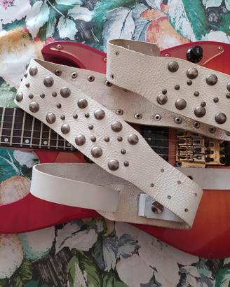 Tracolla vera pelle (vintage 90's ) con rivetti