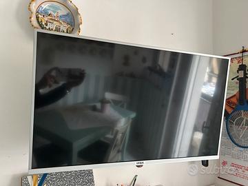Smart tv 32” SABA