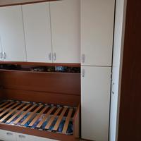 Cameretta singola a ponte ad angolo