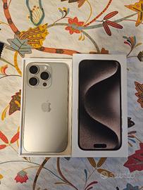iPhone 15 pro 256 GB natural titanium