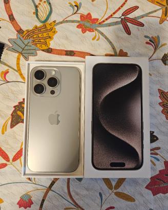 iPhone 15 pro 256 GB natural titanium