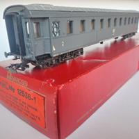 Carrozza 2 classe FS, Rivarossi 1/8]
