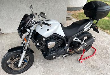 Yamaha BT1100 Bulldog