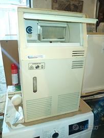 macchina per ghiaccio scotsman acm 25
