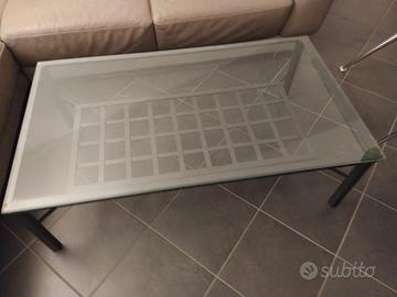 Tavolino da salotto con piano in vetro