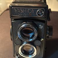 Yashica Mat-124 G