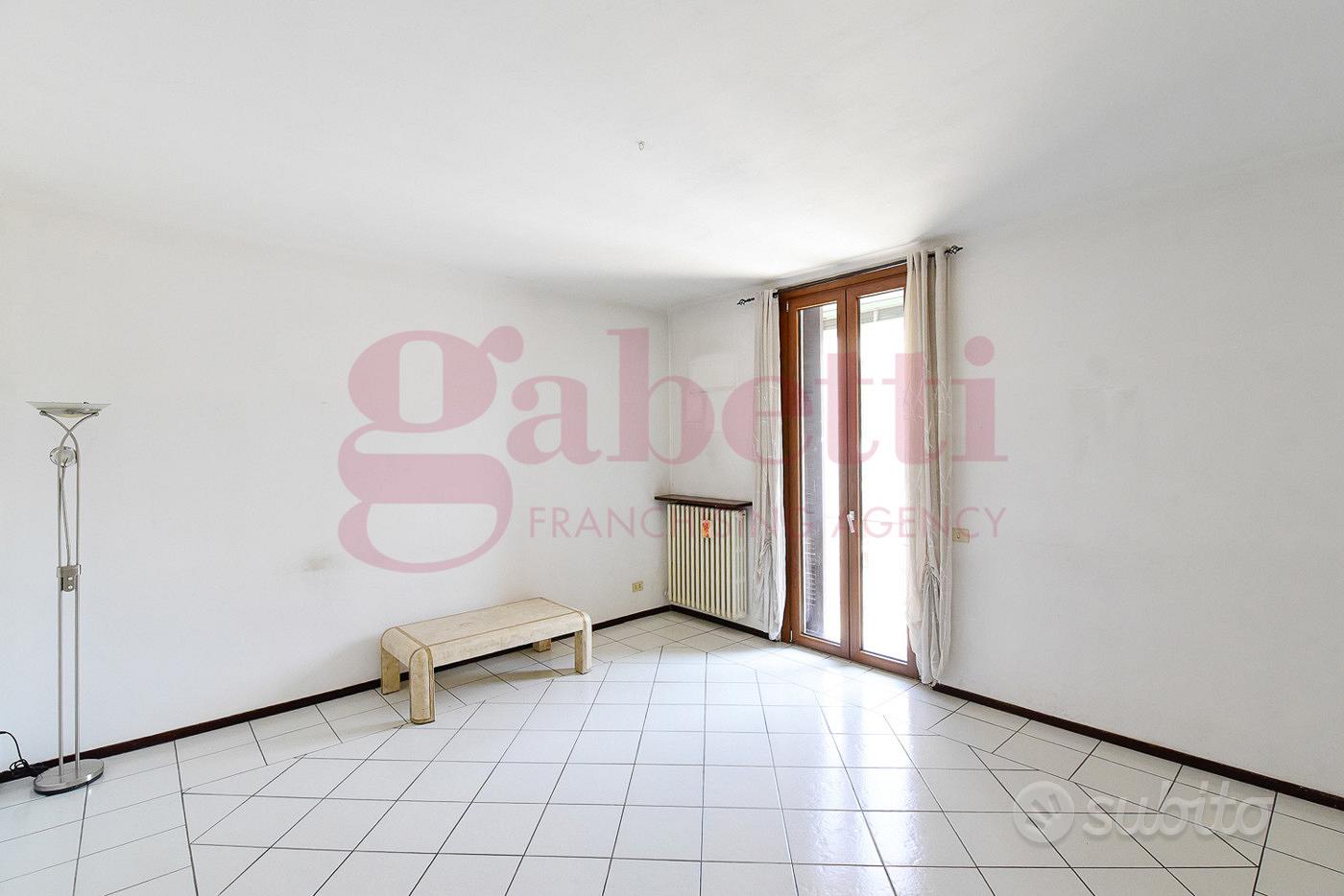 Apartment in Mariano Comense, Perticato - Altro