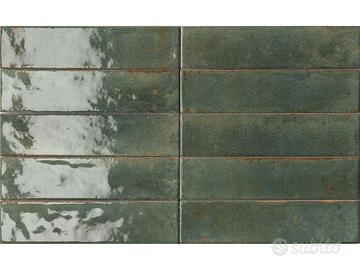 materiali per bagno completo ancora imballati