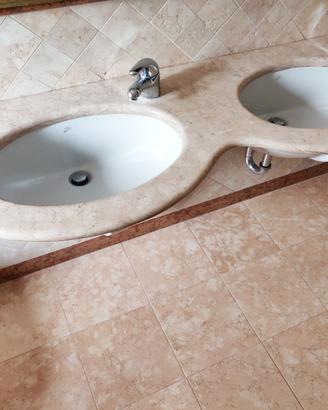 Mobile bagno in marmo due lavabi