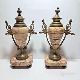 Coppia Di Antiche Cassolette In Bronzo e Marmo