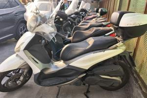 Piaggio Beverly 350 del 2016 USATO